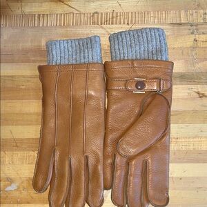 Elegant Brown Leather Gloves with Gray Knit Cuffs